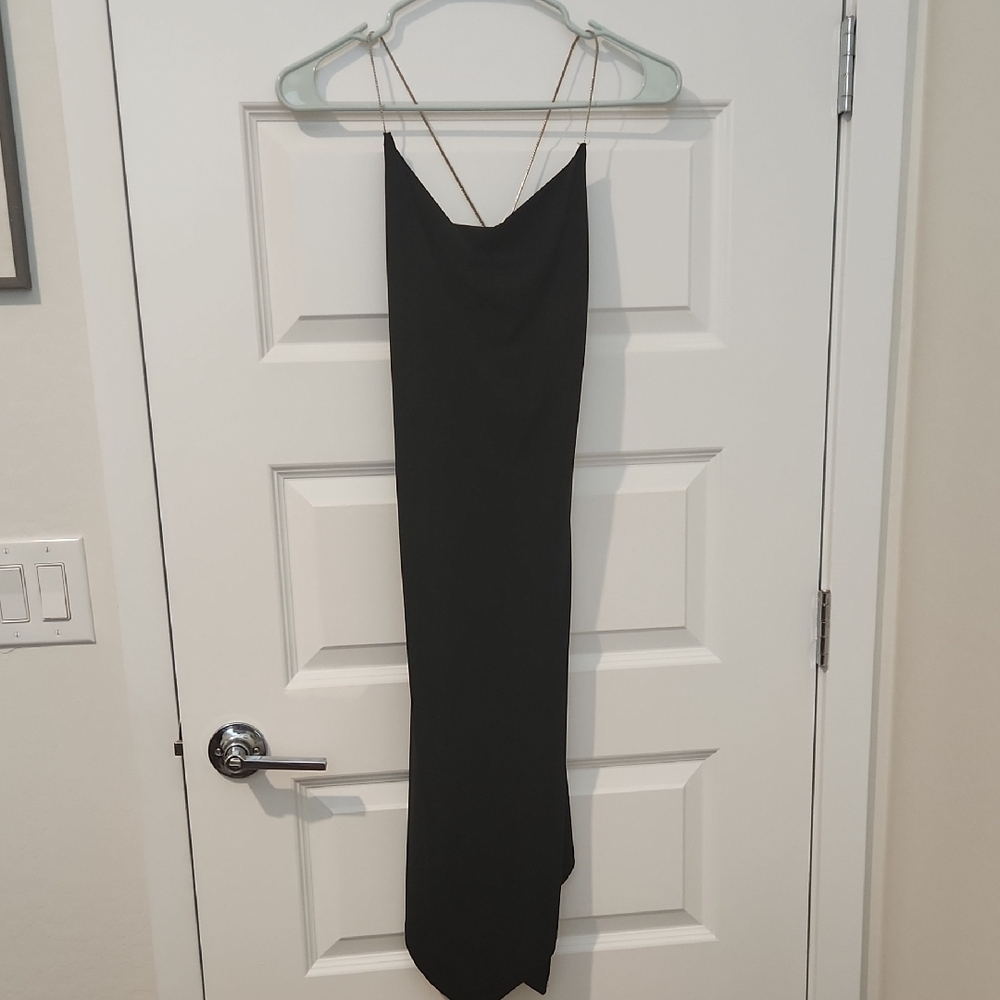Elegant Black Evening Dress!